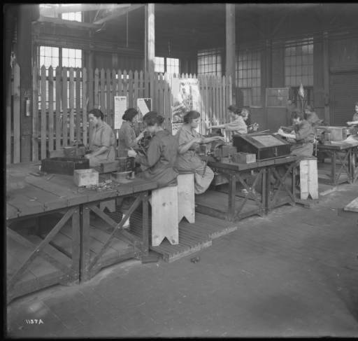 women working from 1918